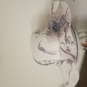 WOW❣️DID YOU SEE HER🥰Beautiful Linen/Polyester Hat